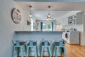 Bar seating for 4