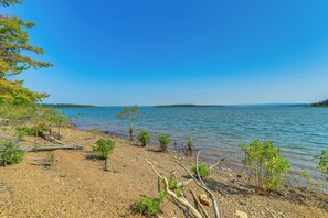Greers Ferry Lake | On-Site Access