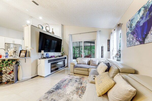 North Lauderdale Vacation Rental | 3BR | 2BA | 1,941 Sq Ft | Step-Free Entry