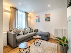 Living area | High Street Cottage, Treorchy