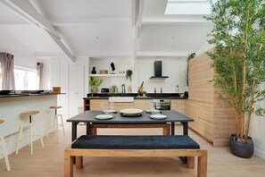 Salle à manger / cuisine