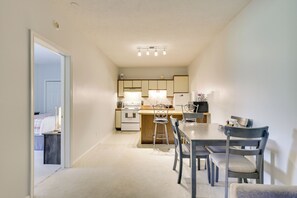 Dining Area & Kitchen | Central Heating | Free WiFi