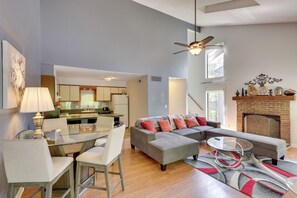 Dining Area | 1st Floor | Dishware & Flatware Provided