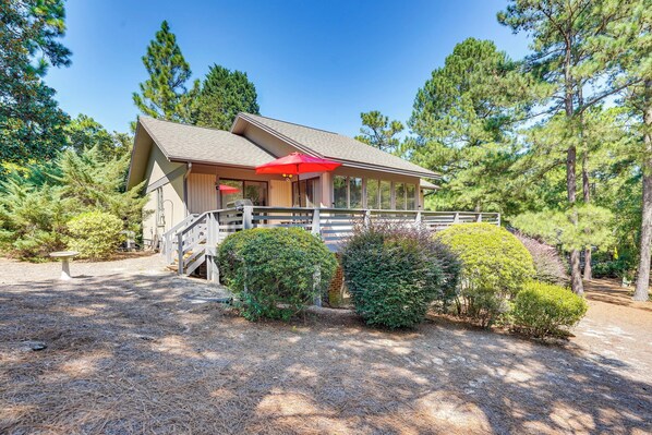 Pinehurst Vacation Rental | 3BR | 2BA | 1,350 Sq Ft | Stairs Required to Enter