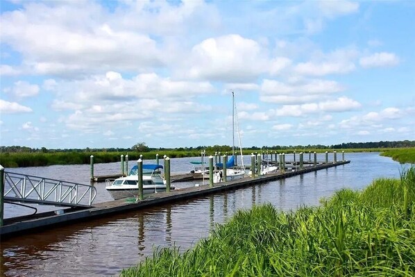 Settler's Dock