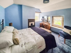 Double bedroom | Rock Cottage, Aldwark, near Brassington