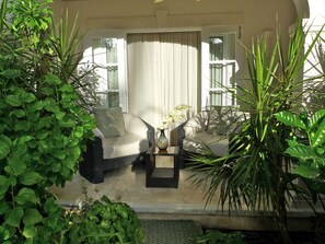 luxury beach front condo caribbean 3