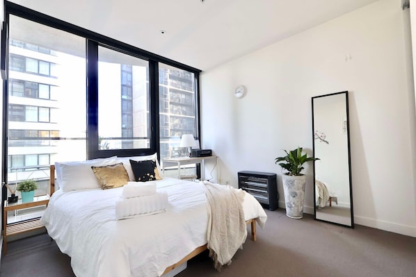 Bedroom (1)