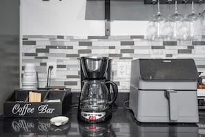 Full coffee/tea area with lots of mugs!