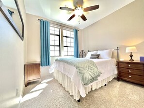 Bedroom #1 - Queen