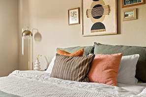 Comfy sheets and bedding to get the best sleep after exploring all that Joshua Tree has to offer!