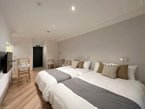 2 double beds