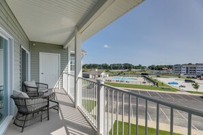 Private Balcony | 3rd-Floor Unit | Pool Access | Walk to Transit Stop