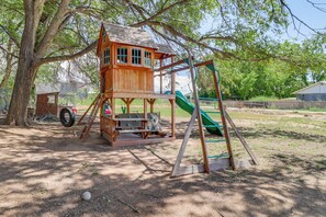 Fenced Backyard | Kids' Playset | Patio | Gas Grill | Gas Fire Pit | Fenced Yard