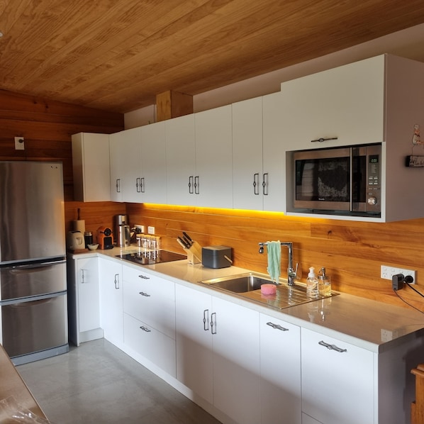Kitchen (1)