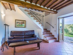 Building, Plant, Wood, Architecture, Floor, Couch, Bench, Picture Frame, Hardwood, Porch