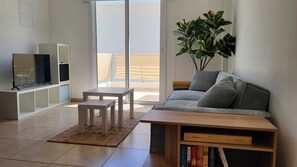 living room (3)