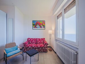 Furniture, Property, Window, Comfort, Building, Textile, Interior Design, Living Room, House, Wood