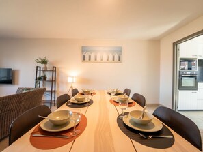 Sky, Property, Table, Furniture, Plant, Building, Chair, Interior Design, Shade, Tableware