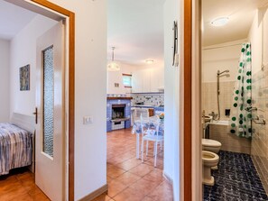 Sinken, Flooring, Fussboden, Holz, Tür, Armatur, Haus, Bilderrahmen, Gebäude, Badezimmer