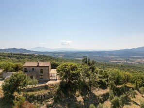 Ciel, Communauté Des Plantes, Plante, Montagne, Nuage, Bâtiment, Lot Terre, Fenêtre, Arbre, Montagnes
