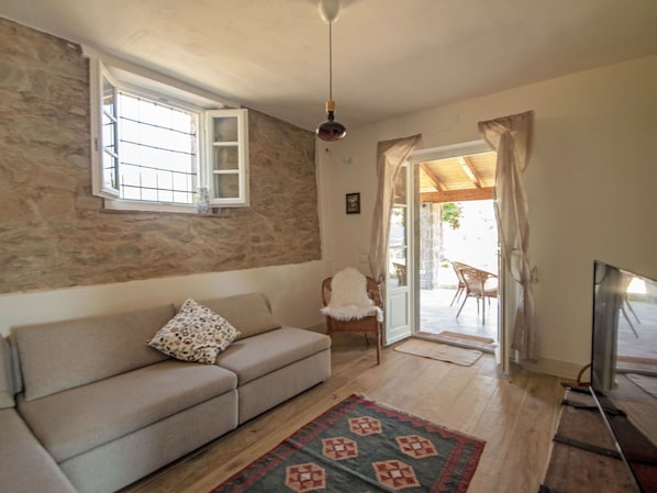 Möbel, Eigentum, Fenster, Gebäude, Bilderrahmen, Couch, Holz, Interior Design, Schatten