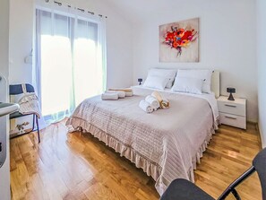 Lit, Meubles, Chambre, Literie, Drap De Lit, Design Intérieur, Sol, Bois, Sol, Linge