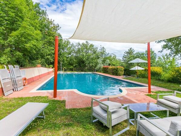Water, Plant, Building, Property, Swimming Pool, Sky, Tree, Outdoor Furniture, Shade, Condominium