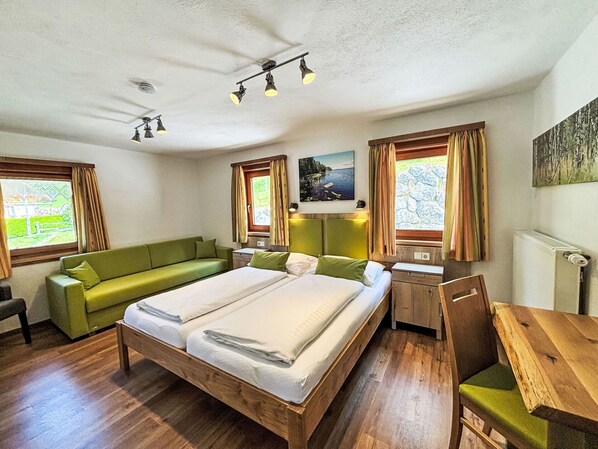 Picture Frame, Furniture, Property, Building, Comfort, Wood, Interior Design, Textile, Table, Drawer