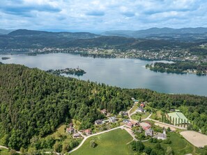 Vogelperspektive, Landschaft, Natürliche Landschaft, Hochland, Küsten Und Ozeanische Forms, Bank, Luftaufnahmen, See, Bergstation, Küste