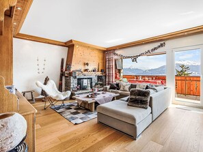 Möbel, Zuhause, Stuhl, Wohnzimmer, Alpen, Winter, Schnee, Hartholz, Holzboden, Glazialmorphologie