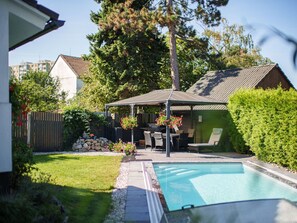Plant, Building, Sky, Window, Water, Shade, Tree, Grass, Swimming Pool, House