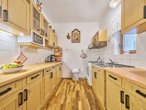 Cabinetry, Countertop, Sink, Kitchen Sink, Furniture, Tap, Kitchen, Wood, Interior Design, Drawer