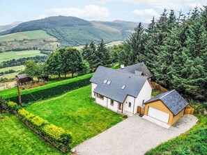Himmel, Schnee, Berg, Gebäude, Welt, Steigung, Haus, Natürliche Landschaft, Einfrieren, Landschaft
