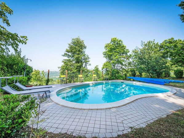 Blau, Schwimmbad, Resort, Freizeit, Eco Hotel, Schatten, Garten, Landscaping, Gartenmöbel, Ferienort