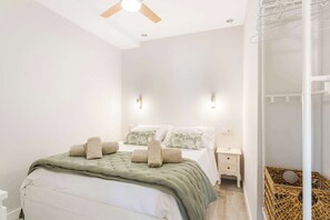 2nd Bedroom with Double Bed, Air Conditioning & Sonos Sound System