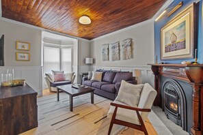 Books and reading material - Indoor fireplace - TV