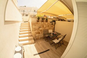 Patio1