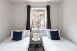 Shipwright Lodge, Whitby - Host & Stay