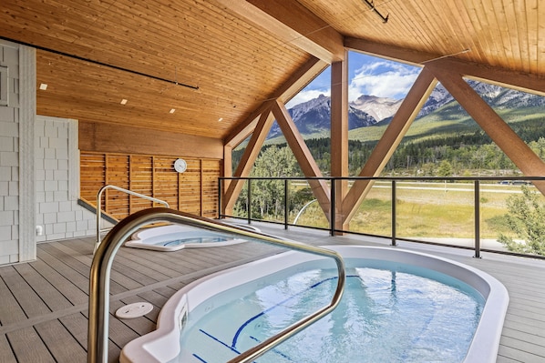Bain à remous intérieur