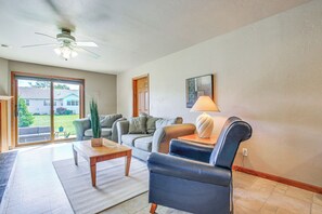 Living Room | Full Air Mattress (Upon Request) | Flat-Screen TV | Fireplace