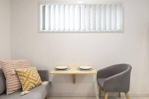 Private Living Room (3)