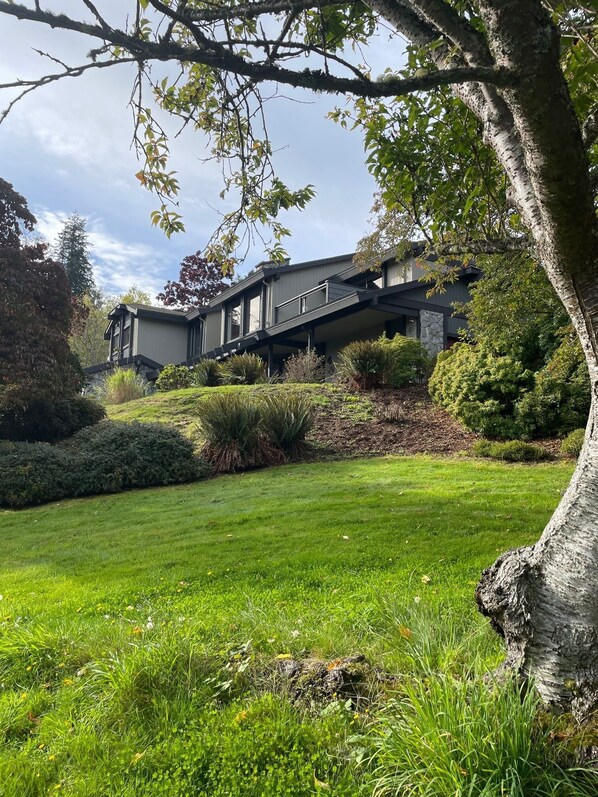 Private Rural property with valley vistas
