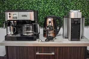 Kaffe och/eller kaffebryggare