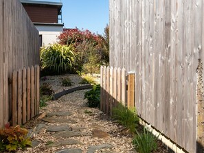 Bois, Arbuste, Jardin, Couverture De Sol, Planche, Dur, Arrière-Cour, Accueil Escrime, Aménagement Paysager, Clôture