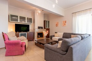 Modern Living Room!