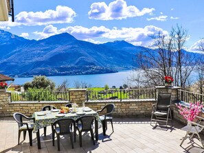 Cloud, Sky, Mountain, Table, Water, Blue, Nature, Azure, Outdoor Table, Outdoor Furniture