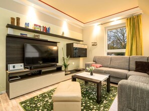 Möbel, Eigentum, Couch, Komfort, Tabelle, Interior Design, Wohnzimmer, Zimmerpflanze, Pflanze, Fussboden