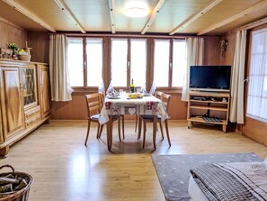Propriété, Bois, Design Intérieur, Bâtiment, Table, Salon, Sol, Sol, Mur, Dur