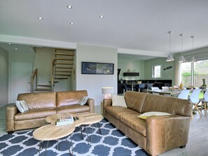 Couch, Möbel, Tabelle, Holz, Interior Design, Komfort, Studio Couch, Wohnzimmer, Flooring, Fussboden